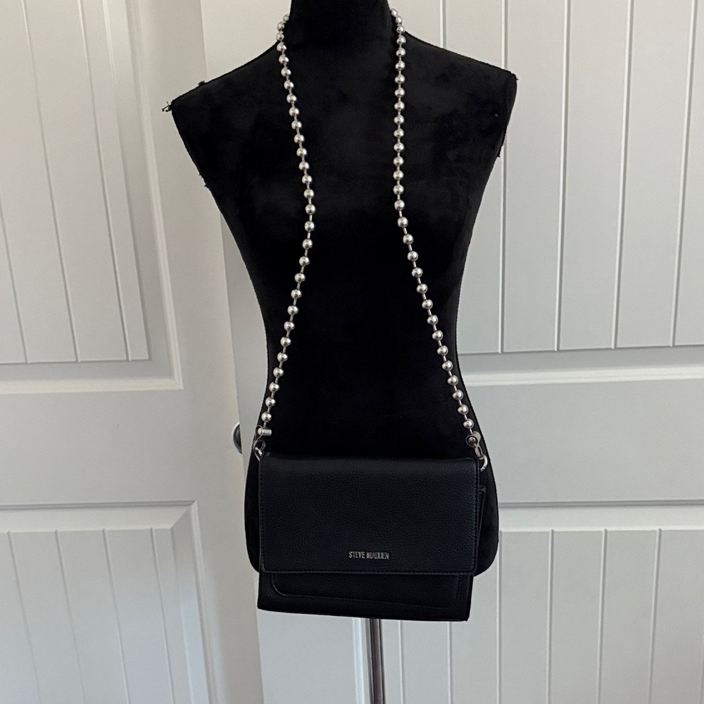 Steve Madden Black Crossbody Bag with Silver Chain